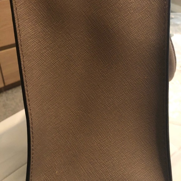 ❌SOLD❌Michael Kors Bag - Picture 6 of 10